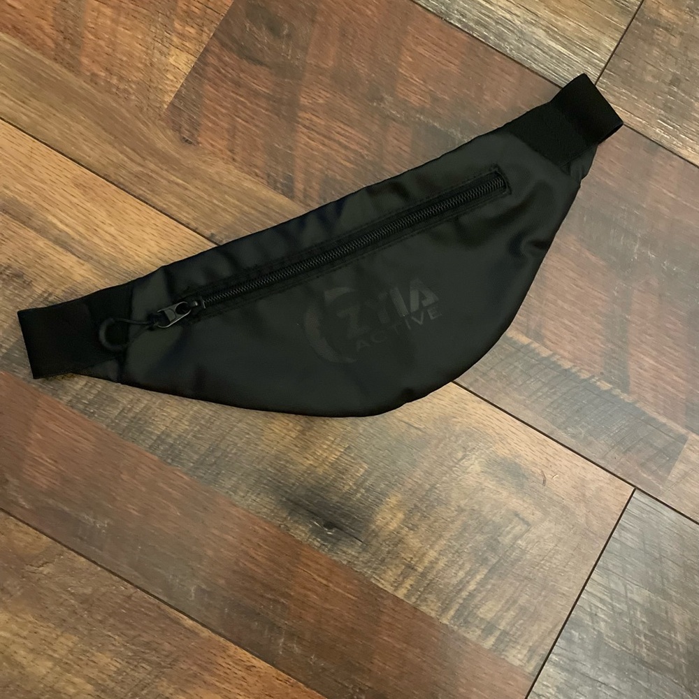 Zyia Active Waist Bag